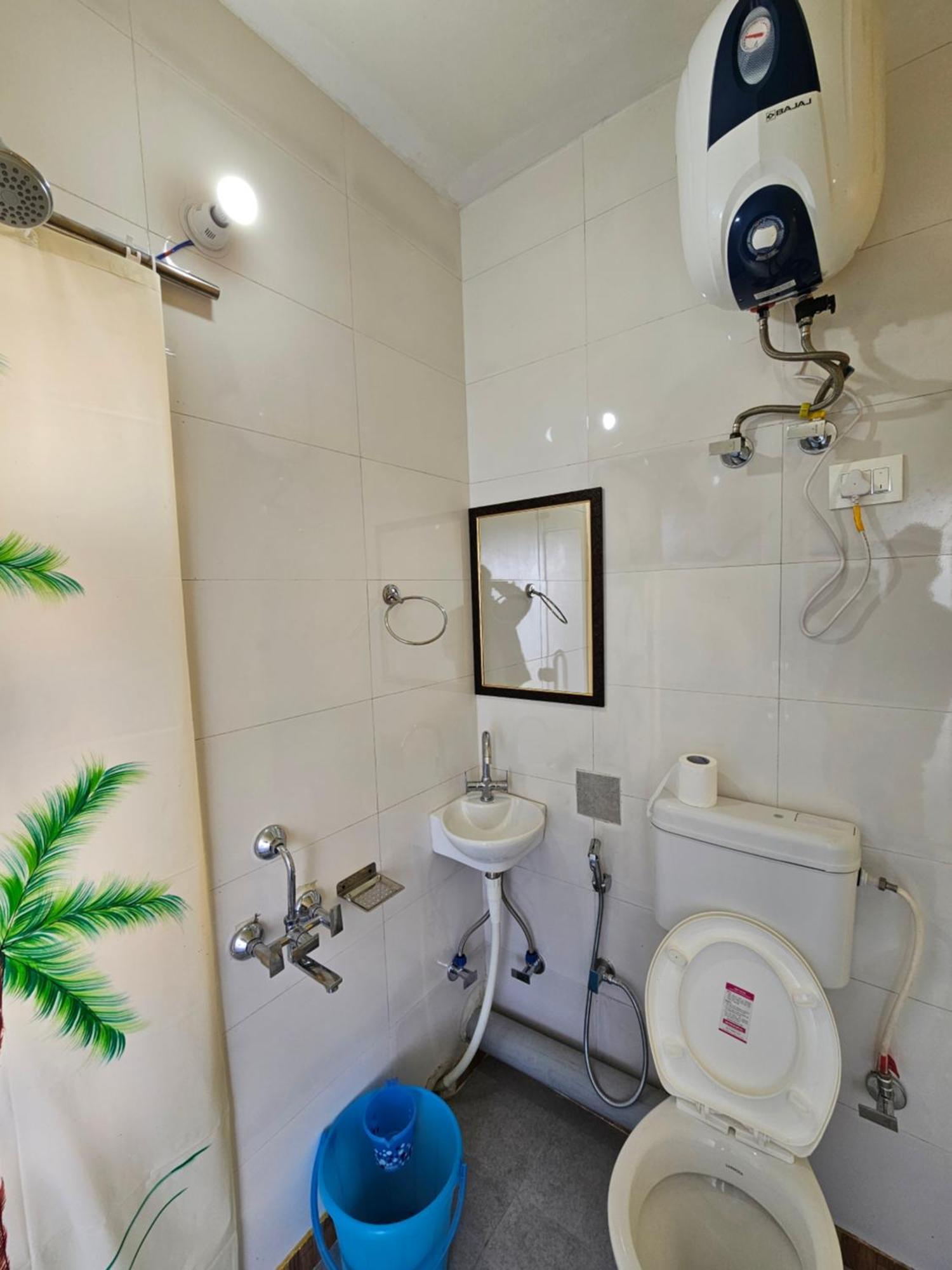 Dadi Homestay 360 Mountain View Bīr Eksteriør bilde